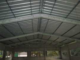 Galpão comercial em estrutura pré moldada com telha metálica com área 650,00 m² –  São Bento do Sul-SC